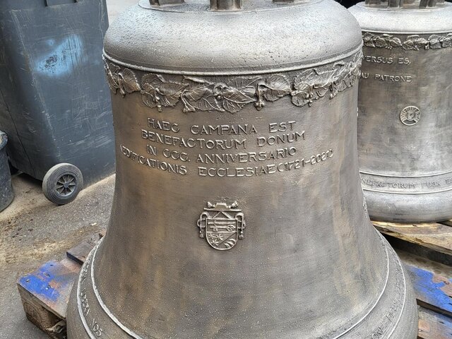 Zvon sv. Petr 712kg