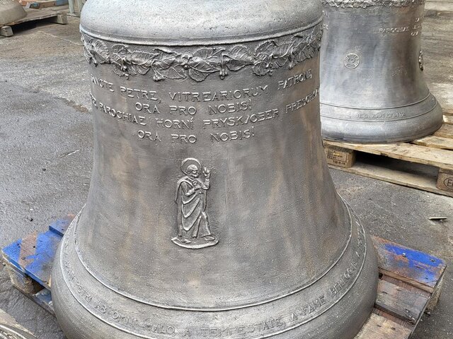 Zvon sv. Petr 712kg